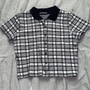 Brandy Melville Plaid Crop Button Up